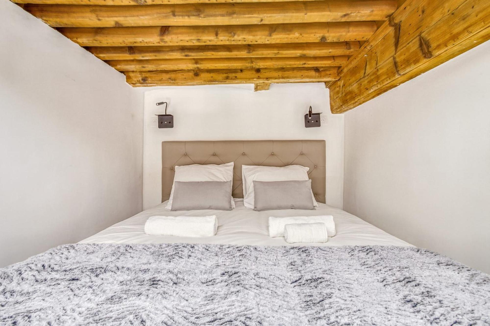 Charming 6-Person Apartment Terreaux & Croix Rousse Area Лион Экстерьер фото